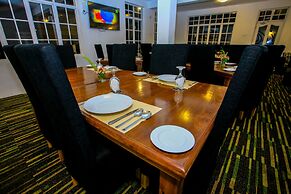 La Cottage Boutique Hotel & Restaurant