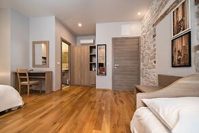 Tifani Luxury Rooms 2