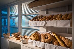 MARI KRISTIN Beach Hotel - Adults Only