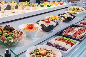 MARI KRISTIN Beach Hotel - Adults Only