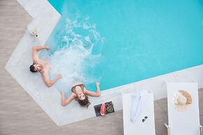 MARI KRISTIN Beach Hotel - Adults Only