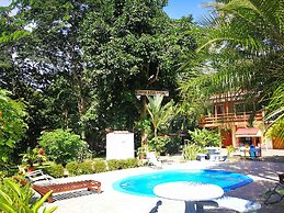 Costa Azul Lodge