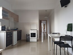 Valentinos Apartments