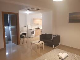 Valentinos Apartments