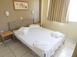 Apollon Studios & Apartments