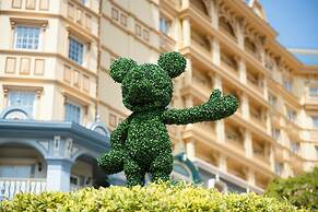 Tokyo Disneyland Hotel