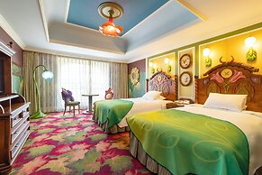 Tokyo Disneyland Hotel