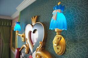 Tokyo Disneyland Hotel