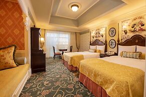 Tokyo Disneyland Hotel
