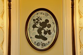 Tokyo Disneyland Hotel