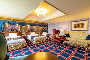 Tokyo Disneyland Hotel