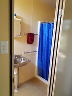 Riverside Tourist Park