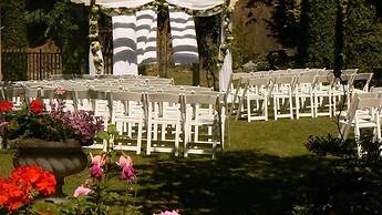 The Grand Hotel Nanaimo