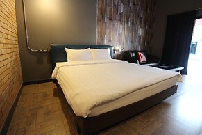 One Beat Vintage & Bistro