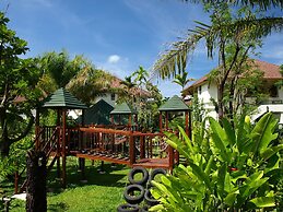 Baan Khaolak Beach Resort