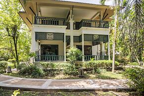 Baan Khaolak Beach Resort