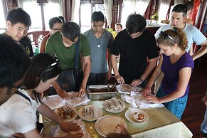 Halong Royal Palace Cruise