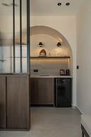 Thelesi Apartments