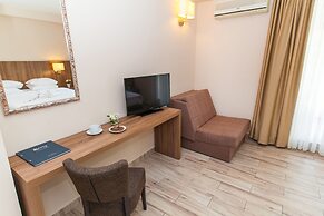Hotel Sato