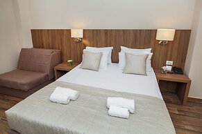 Hotel Sato