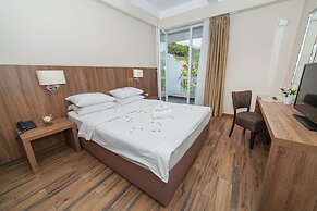 Hotel Sato