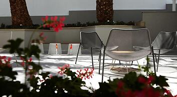 Margarita Sea Side Hotel