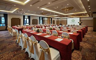 Ninh Binh Hidden Charm Hotel & Resort