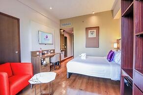 Premier Place Surabaya Airport