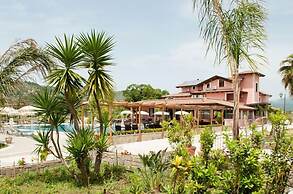 L'Oasi del Fauno Country House