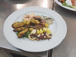 L'Oasi del Fauno Country House