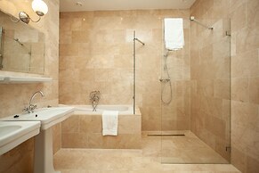 Stayci Serviced Apartments Royal Nassau