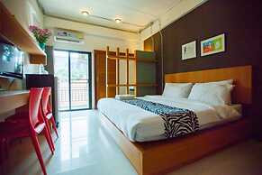 Euanjitt Chill House