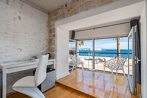 Galeria Valeria Seaside Downtown - MAG Quaint & Elegant Boutique Hotel