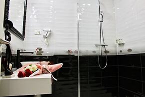 Galeria Valeria Seaside Downtown - MAG Quaint & Elegant Boutique Hotel