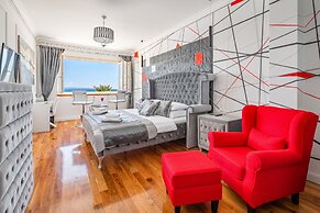 Galeria Valeria Seaside Downtown - MAG Quaint & Elegant Boutique Hotel