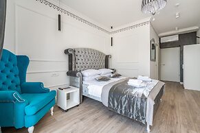 Galeria Valeria Seaside Downtown - MAG Quaint & Elegant Boutique Hotel