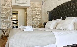 Galeria Valeria Seaside Downtown - MAG Quaint & Elegant Boutique Hotel