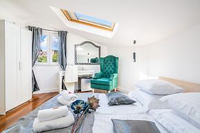 Galeria Valeria Seaside Downtown - MAG Quaint & Elegant Boutique Hotel