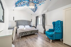 Galeria Valeria Seaside Downtown - MAG Quaint & Elegant Boutique Hotel