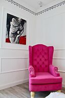 Galeria Valeria Seaside Downtown - MAG Quaint & Elegant Boutique Hotel