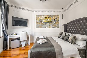 Galeria Valeria Seaside Downtown - MAG Quaint & Elegant Boutique Hotel