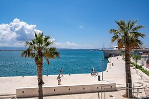 Galeria Valeria Seaside Downtown - MAG Quaint & Elegant Boutique Hotel