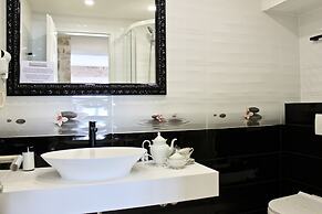 Galeria Valeria Seaside Downtown - MAG Quaint & Elegant Boutique Hotel