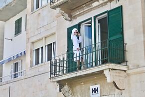 Galeria Valeria Seaside Downtown - MAG Quaint & Elegant Boutique Hotel