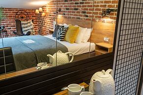 Art & Garden Residence