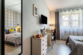 Art & Garden Residence