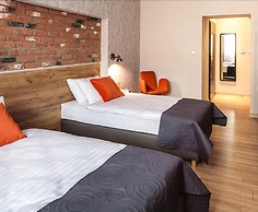 Art & Garden Residence