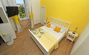 Nirvana Luxury Rooms