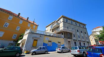 Nirvana Luxury Rooms