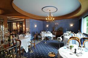 Waldhotel Doldenhorn